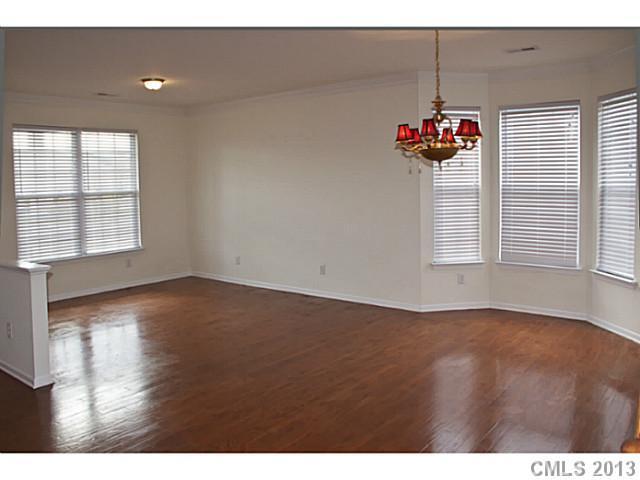 8822 Hedge Maple Road Charlotte, NC 28269 - Photo 3 of 14