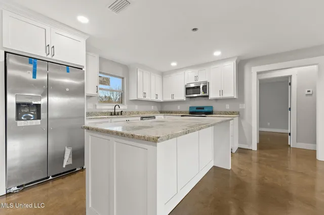 $299,000 | 3248 Stonecypher Road, Lucedale, MS 39452