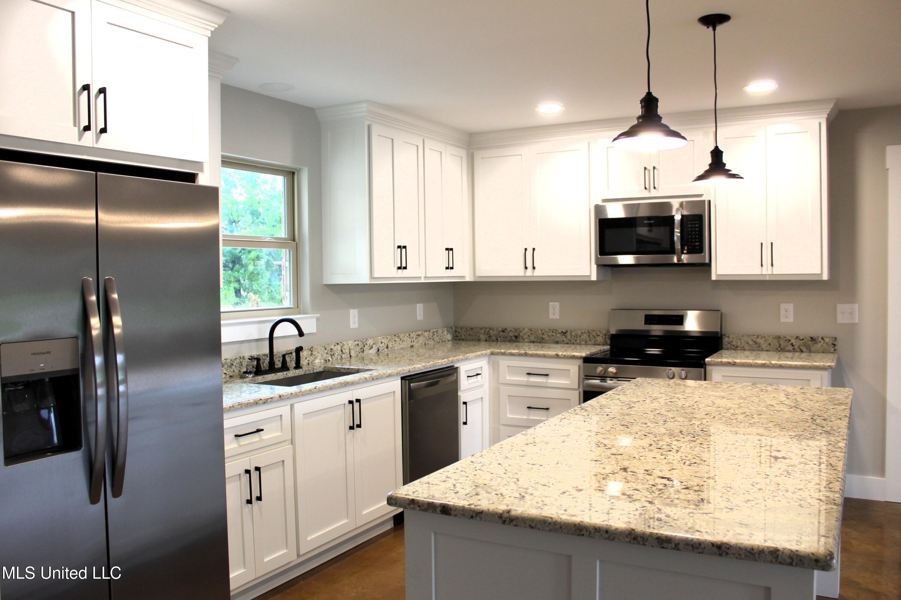 3248 Stonecypher Road Lucedale, MS 39452 - Photo 7 of 25 IMG_3892