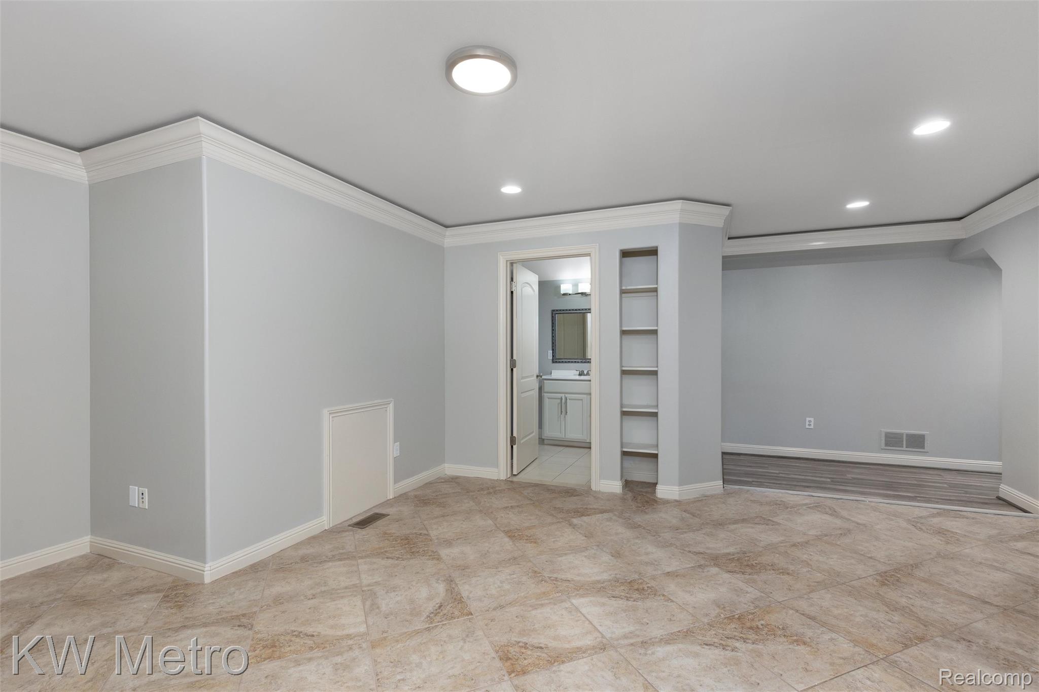 65884 Windrose Court Ray, MI 48096 - Photo 67 of 82 2nd floor foyer. Possible game room, additional living space or work out area