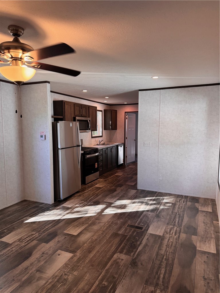 5931 Big Tree Road Livonia, NY 14480 - Photo 3 of 10