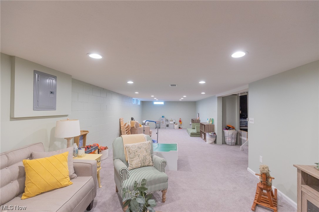 5515 West 48th Street Parma, OH 44134 - Photo 25 of 31 recreation room - basement