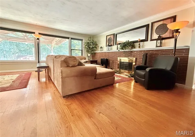 $249,000 | 283 Hi Pointe Place, East Alton, IL 62024