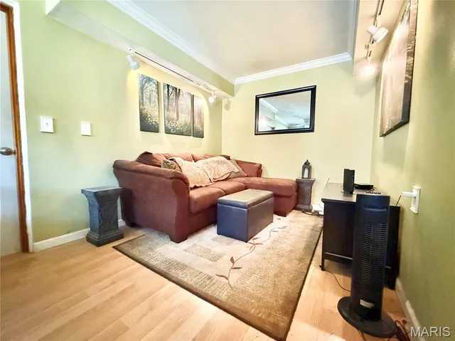 $249,000 | 283 Hi Pointe Place, East Alton, IL 62024