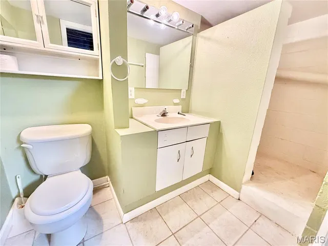 $249,000 | 283 Hi Pointe Place, East Alton, IL 62024