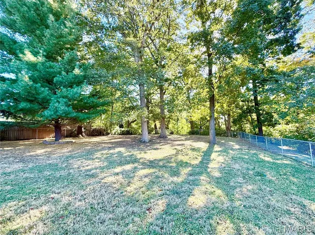 $249,000 | 283 Hi Pointe Place, East Alton, IL 62024