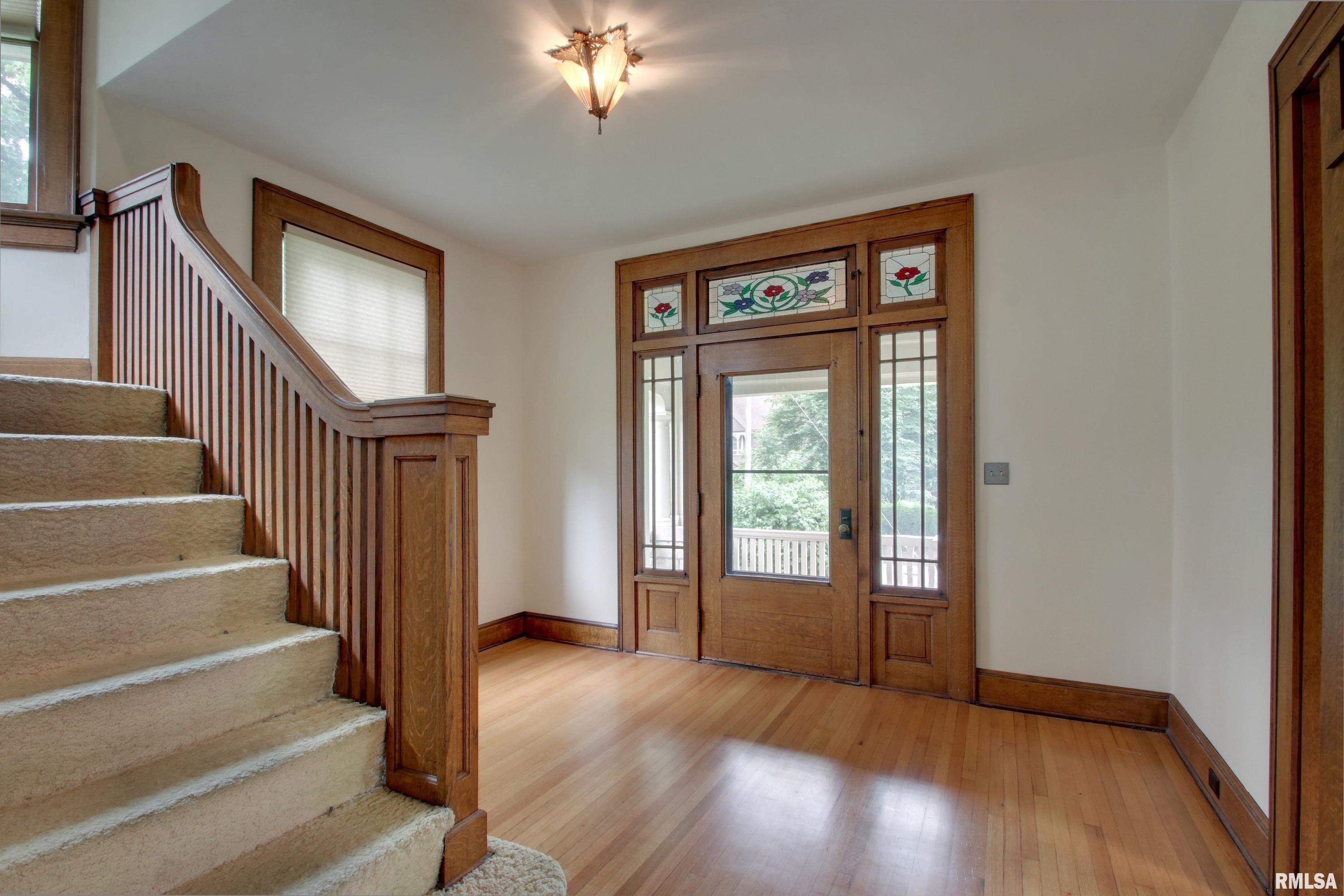 215 South 16th Street Quincy, IL 62301 - Photo 3 of 20