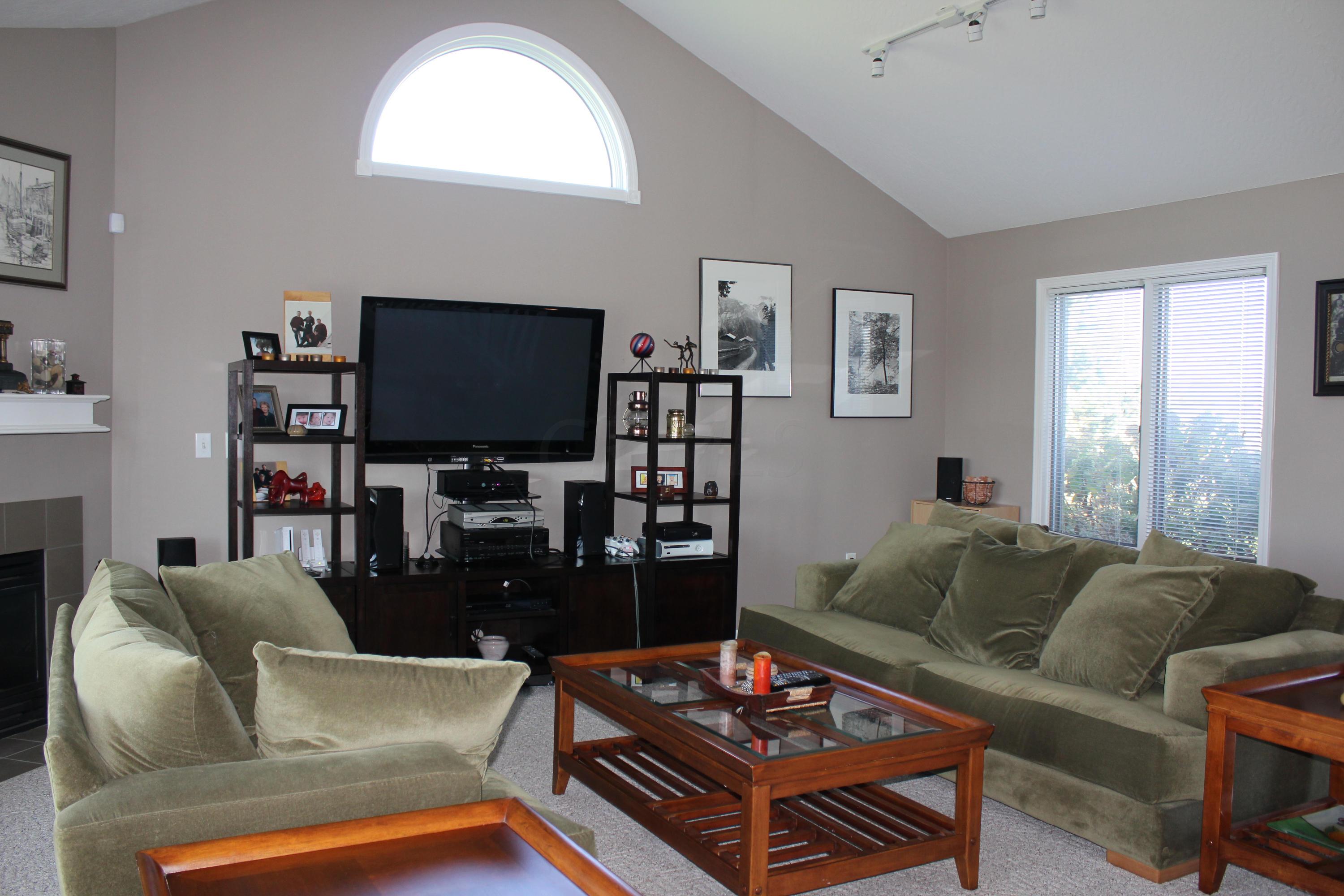 3268 Russell Road Ostrander, OH 43061 - Photo 6 of 29 Gallery Image 6