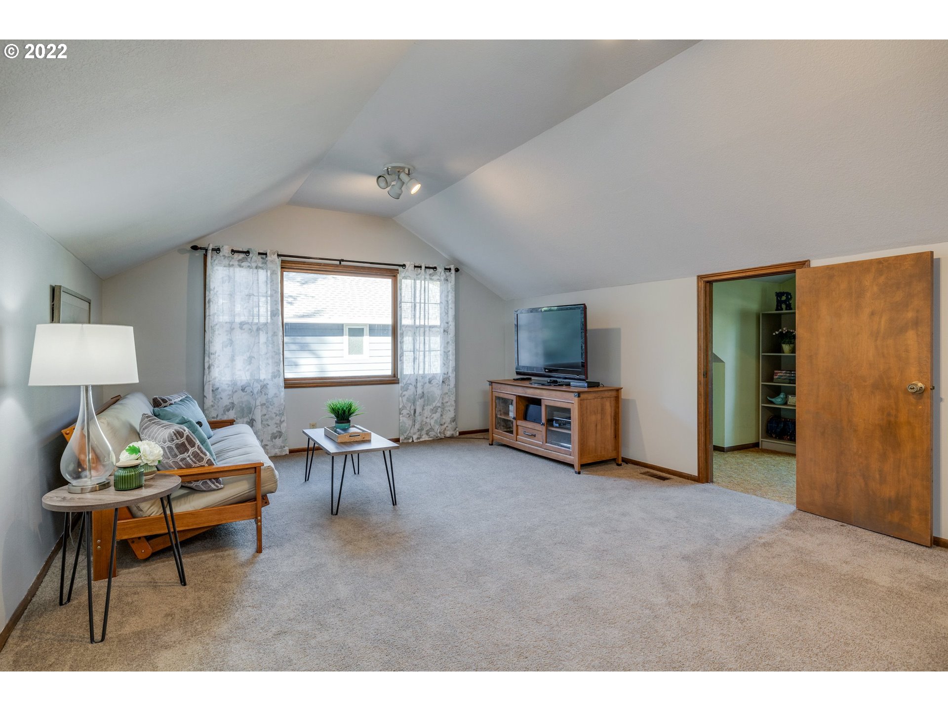 7100 Southwest Sharon Lane Portland, OR 97225 - Photo 16 of 32 Bonus Room