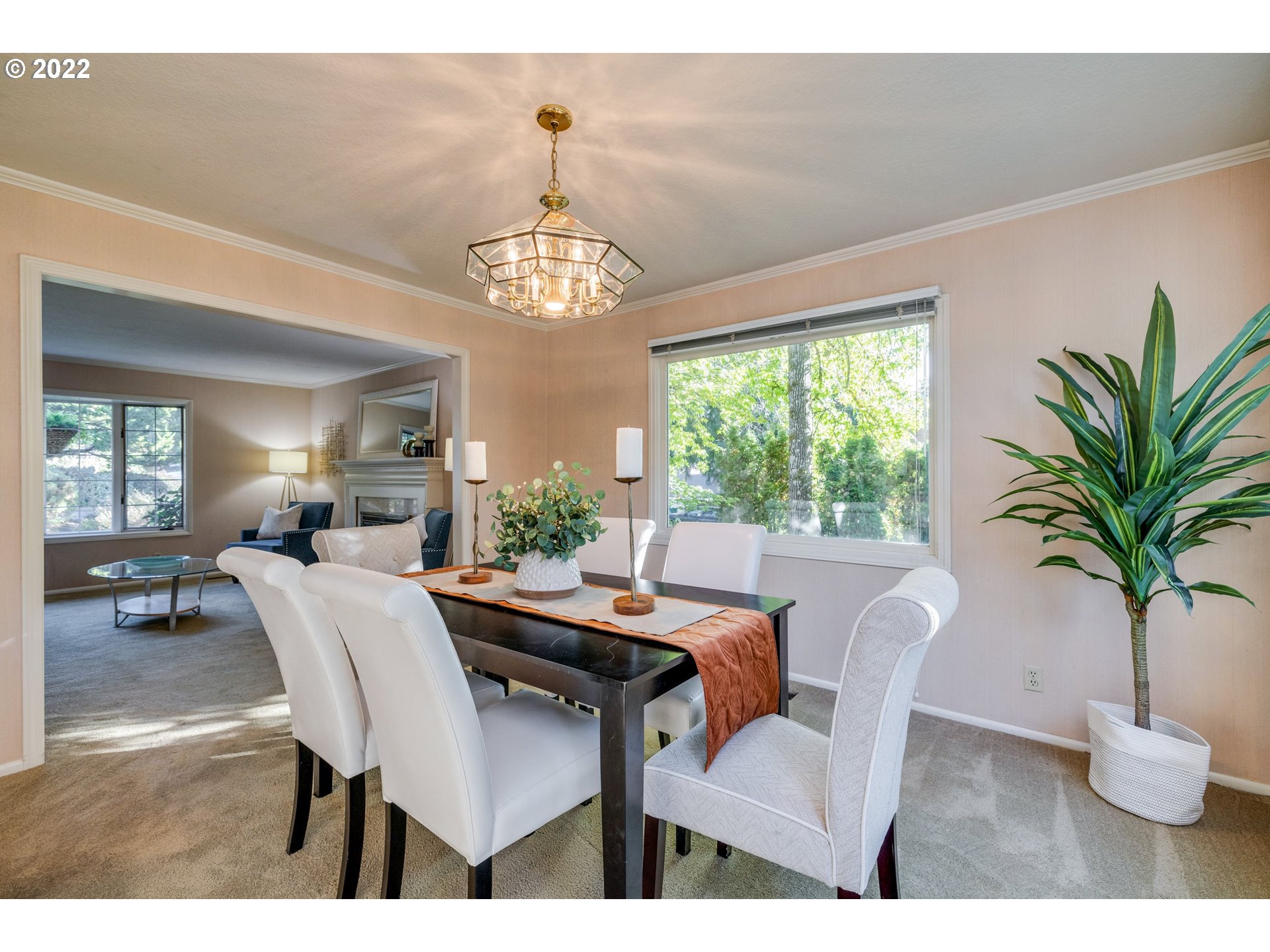 7100 Southwest Sharon Lane Portland, OR 97225 - Photo 6 of 32 Dining Room