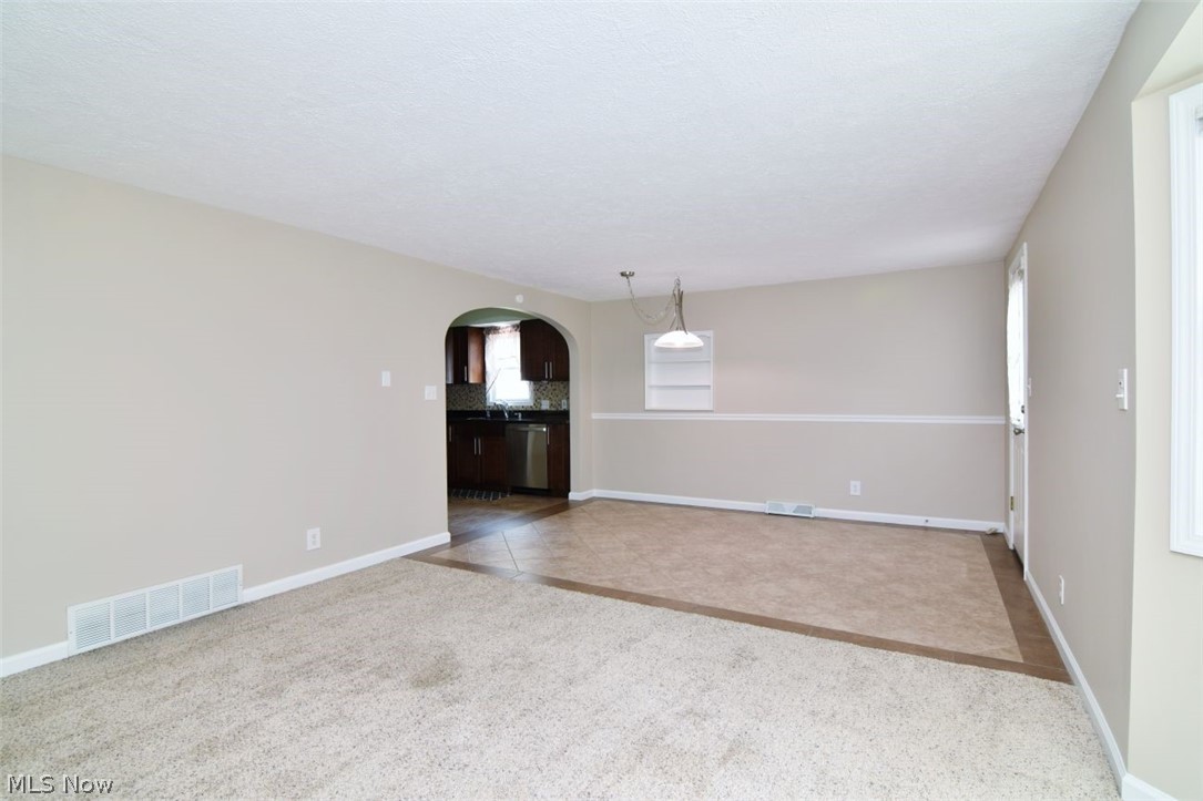 1190 Belrose Road Mayfield Heights, OH 44124 - Photo 18 of 44