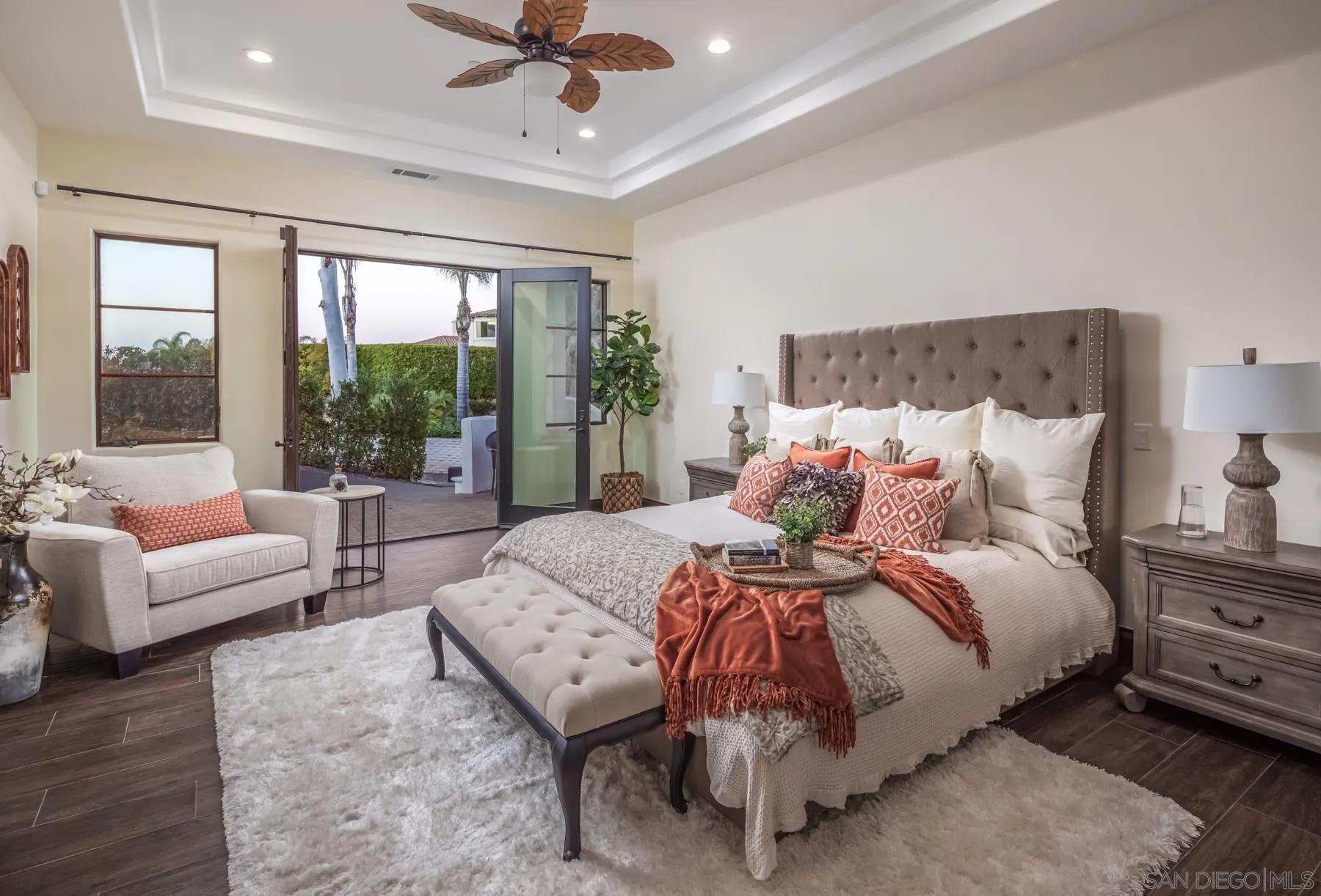6888 Rancho Santa Fe Farms Drive Rancho Santa Fe, CA 92067 - Photo 16 of 25 Gallery Image 16