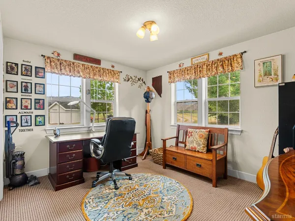 $899,000 | 801 Larson Lane, Coleville, CA 96107