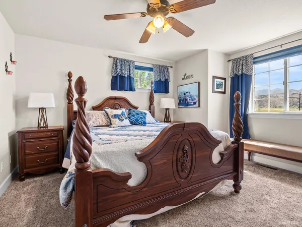 $899,000 | 801 Larson Lane, Coleville, CA 96107