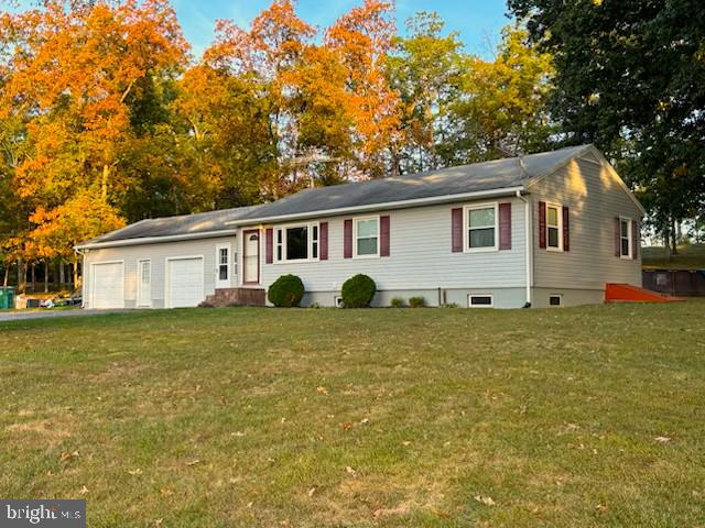 1384 Hunterstown Road Gettysburg, PA 17325 - Photo 2 of 37 a front view of house with yard and trees