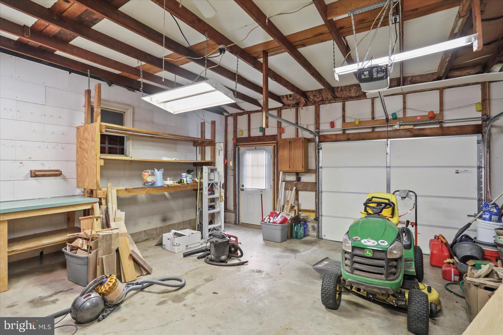 1384 Hunterstown Road Gettysburg, PA 17325 - Photo 28 of 37 a room with gym equipment