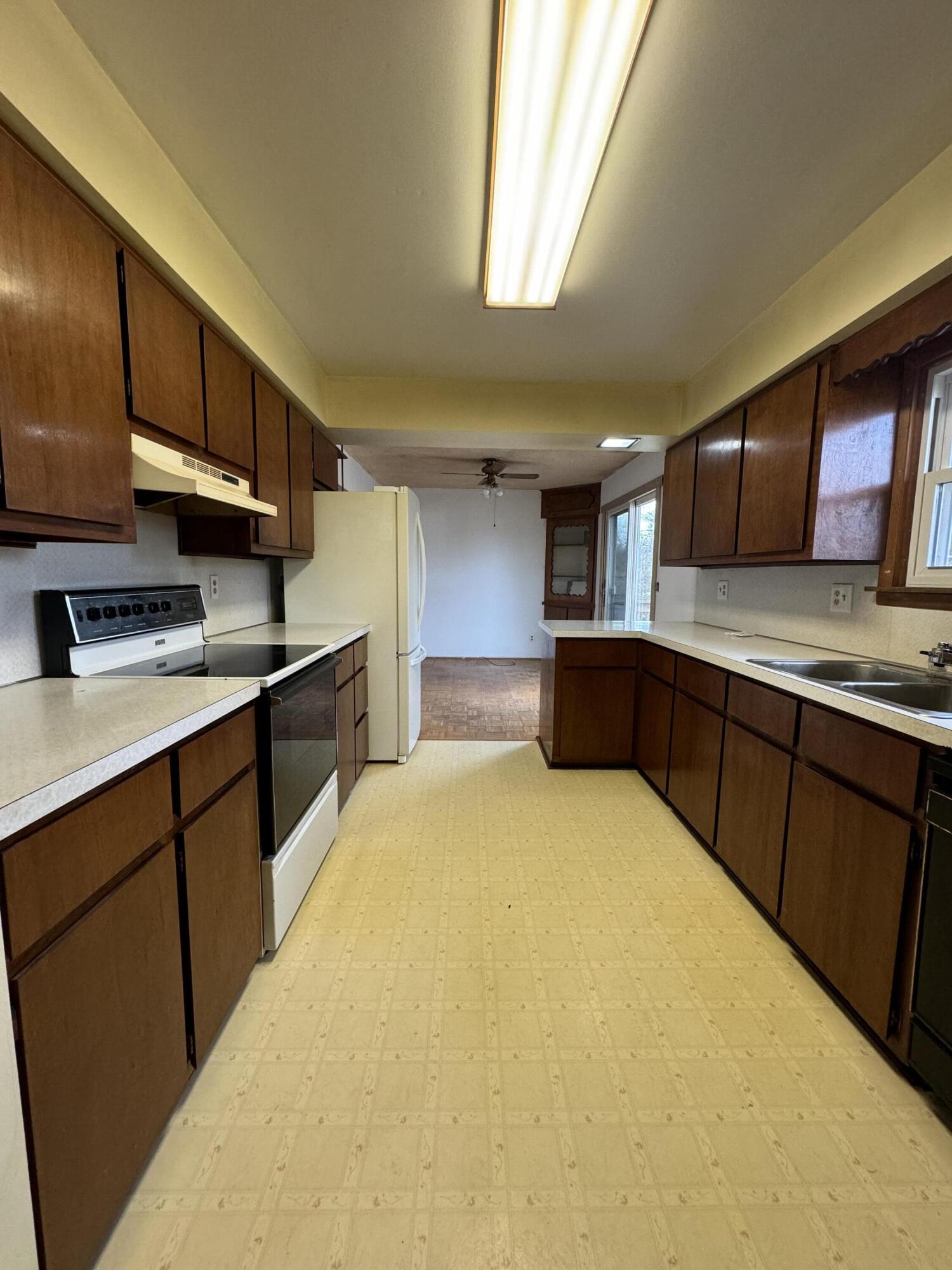 3135 North Bellamy Road Ionia, MI 48846 - Photo 5 of 17 IMG_1248