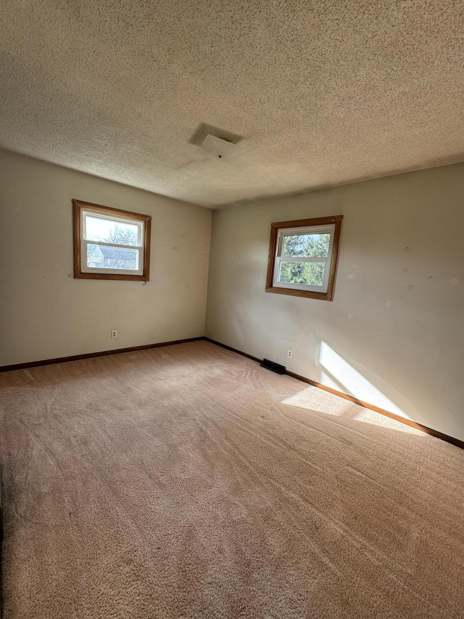 3135 North Bellamy Road Ionia, MI 48846 - Photo 10 of 17 IMG_1256