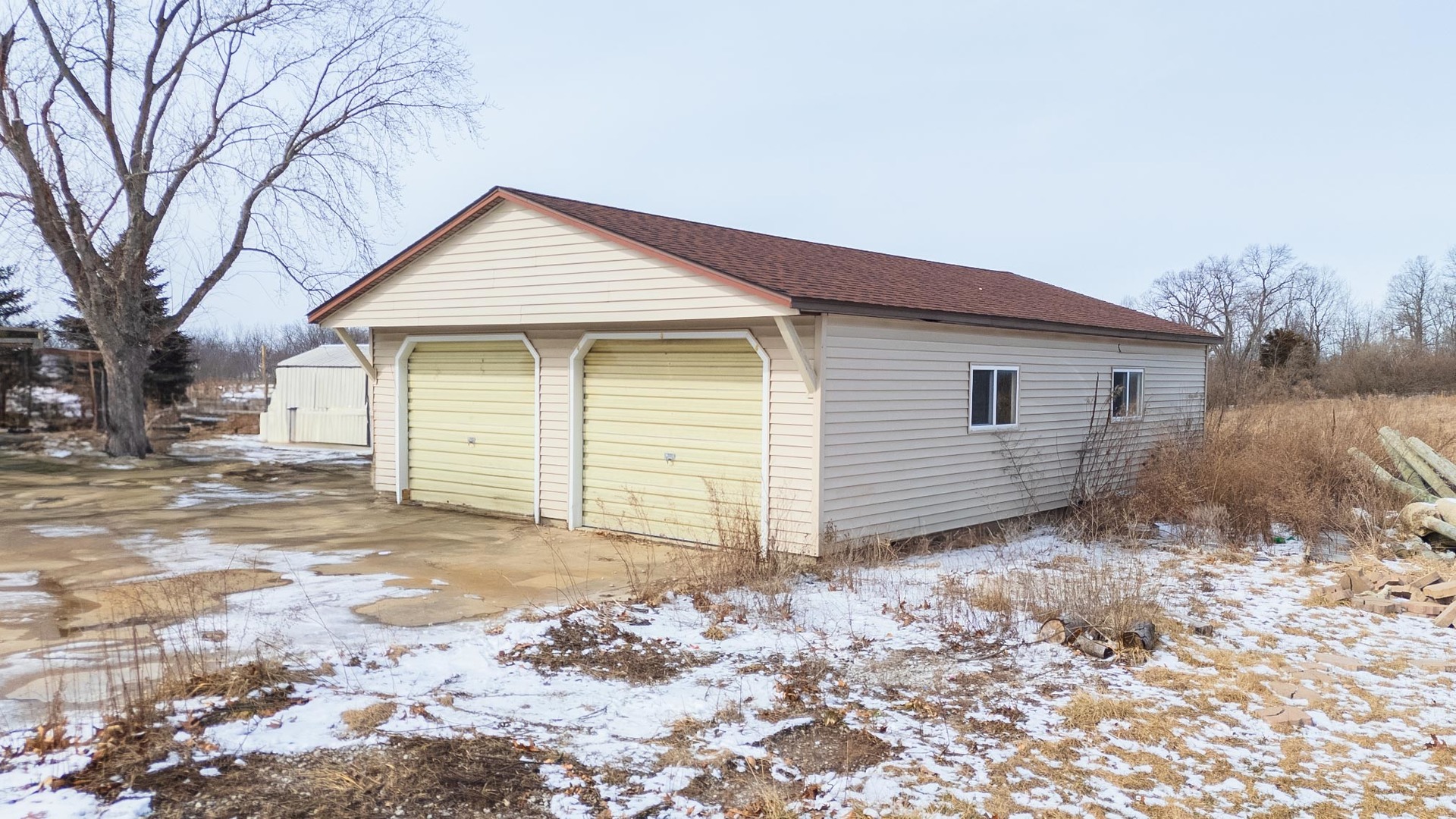 4877 Tunbridge Hill Road Clinton, IL 61727 - Photo 3 of 48 Gallery Image 3