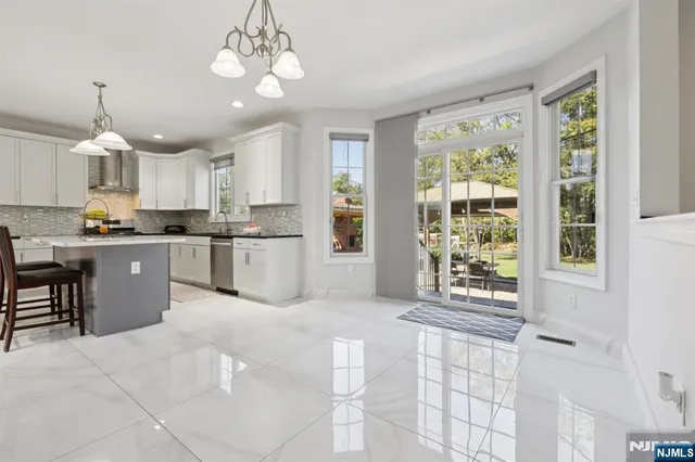 $719,900 | 118 Junction Road, Hampton, NJ 08827