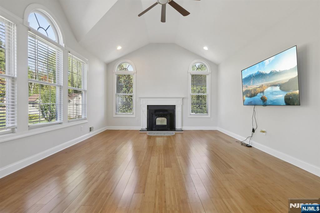 118 Junction Road Hampton, NJ 08827 - Photo 3 of 50