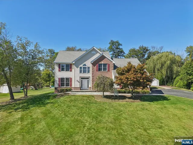 $719,900 | 118 Junction Road, Hampton, NJ 08827