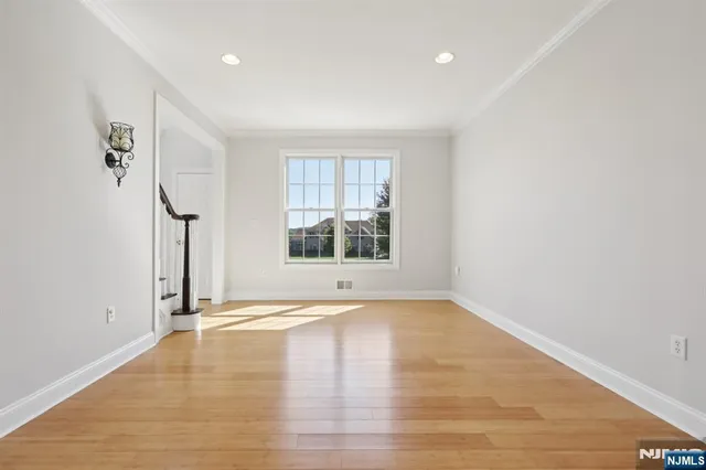 $719,900 | 118 Junction Road, Hampton, NJ 08827