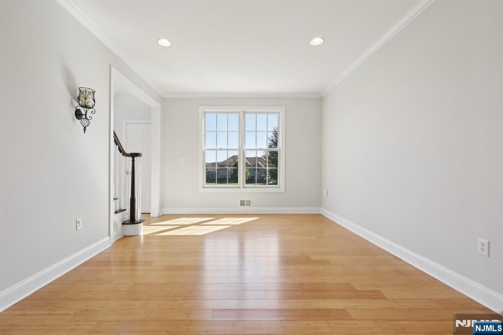 118 Junction Road Hampton, NJ 08827 - Photo 8 of 50