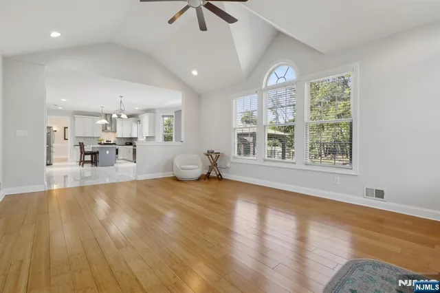 $719,900 | 118 Junction Road, Hampton, NJ 08827