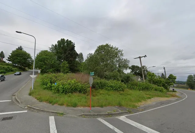 $244,999 | 14265 Macadam Road South, Seattle, WA 98168