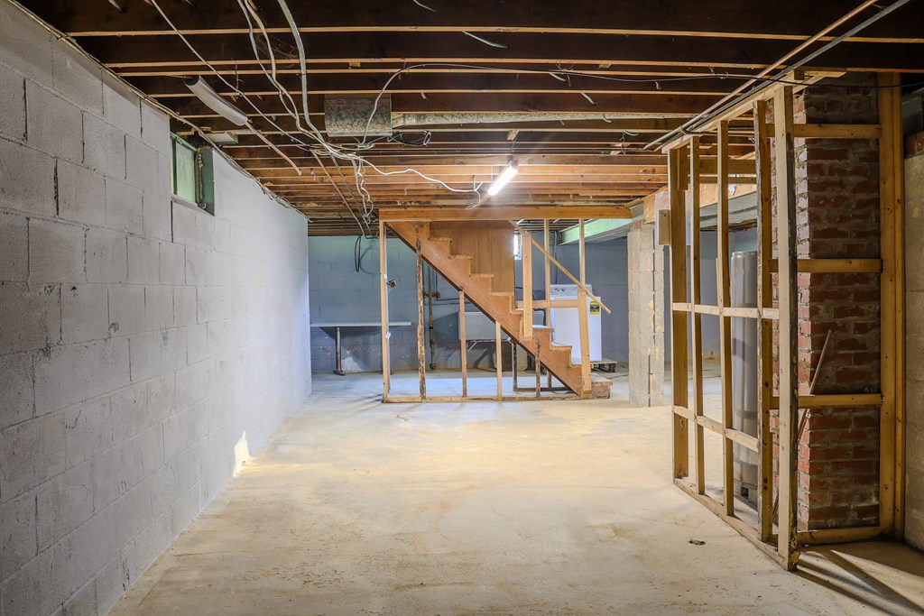 433 Oak Road Oil City, PA 16301 - Photo 25 of 32 Gallery Image 25