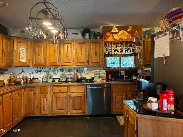 $340,000 | 3 Maple Acres Way, Dresden, NY 12819