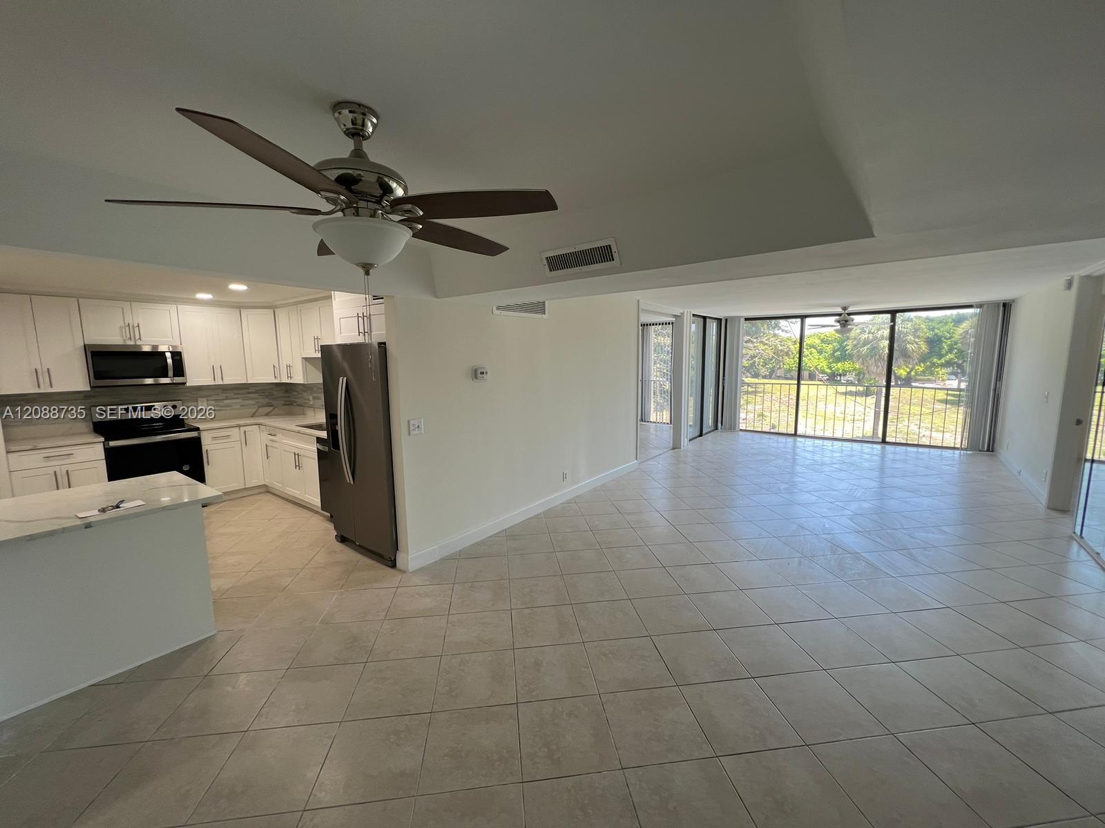 501 Southwest 11th Place, Unit 410 Boca Raton, FL 33432 - Photo 5 of 16 Gallery Image 5