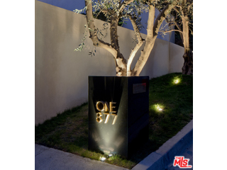 1877 Rising Glen Road Los Angeles, CA 90069 - Photo 15 of 25