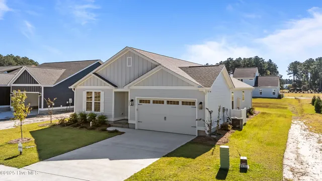 $469,900 | 2009 Brighton Drive, New Bern, NC 28562
