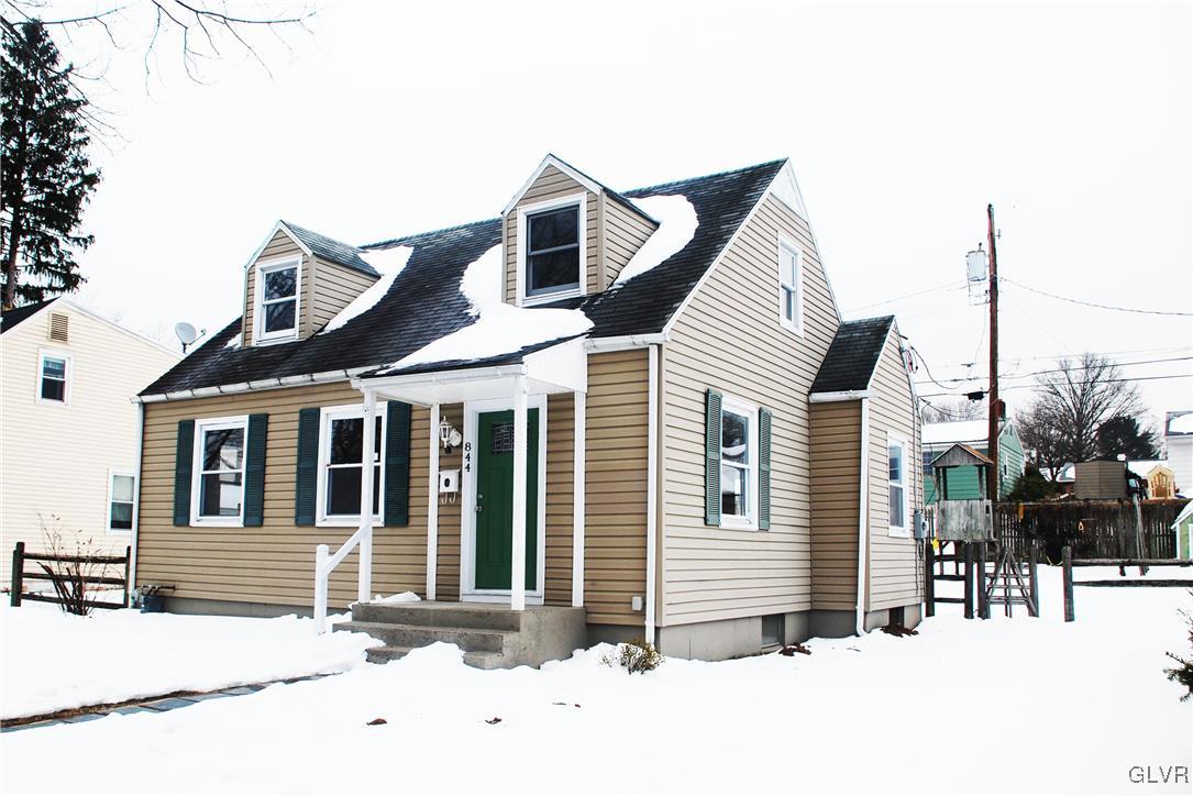 844 Maple Road Hellertown, PA 18055 - Photo 1 of 12 Gallery Image 1