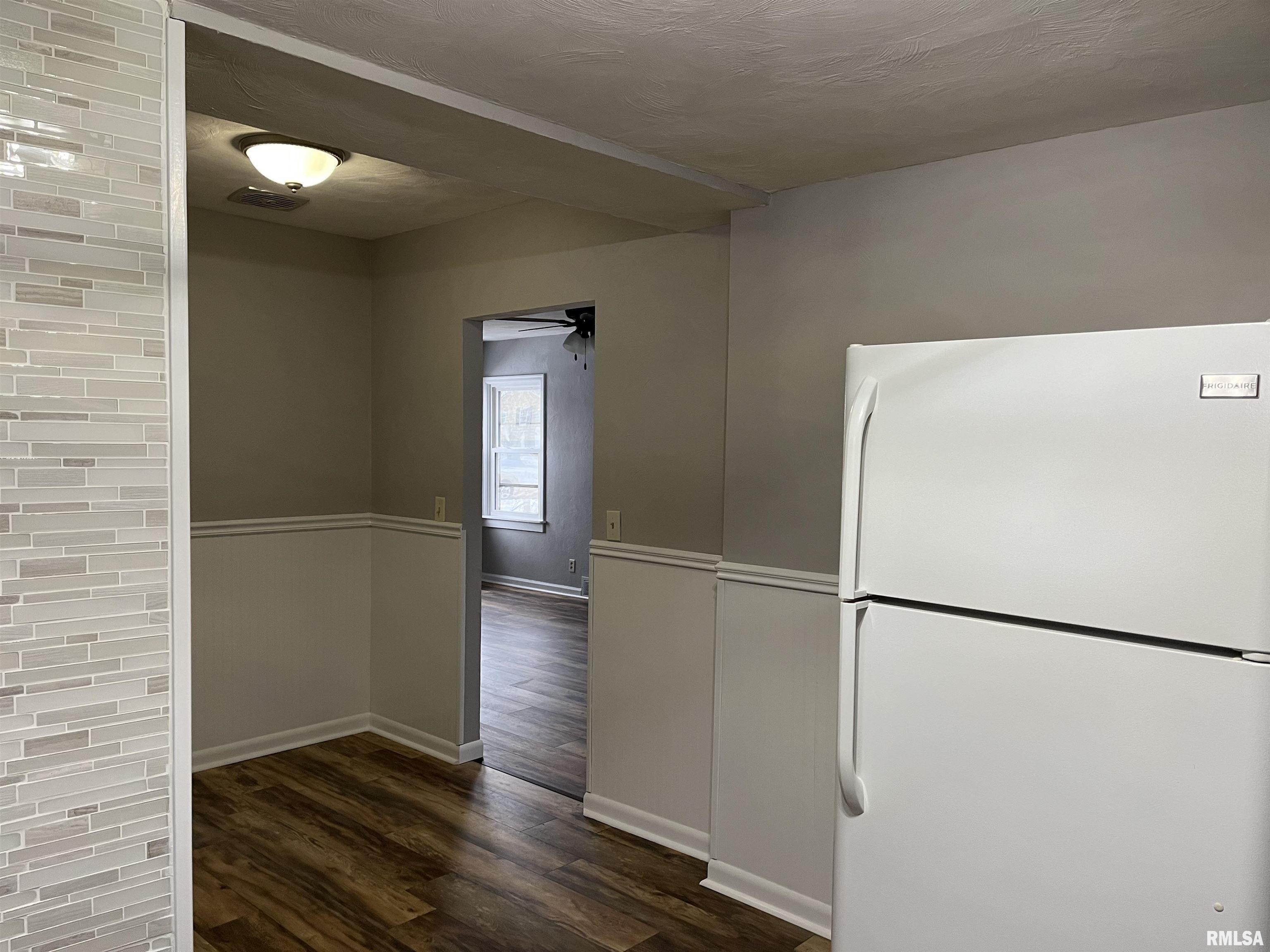 1105 3rd Street Lacon, IL 61540 - Photo 12 of 31 Gallery Image 12