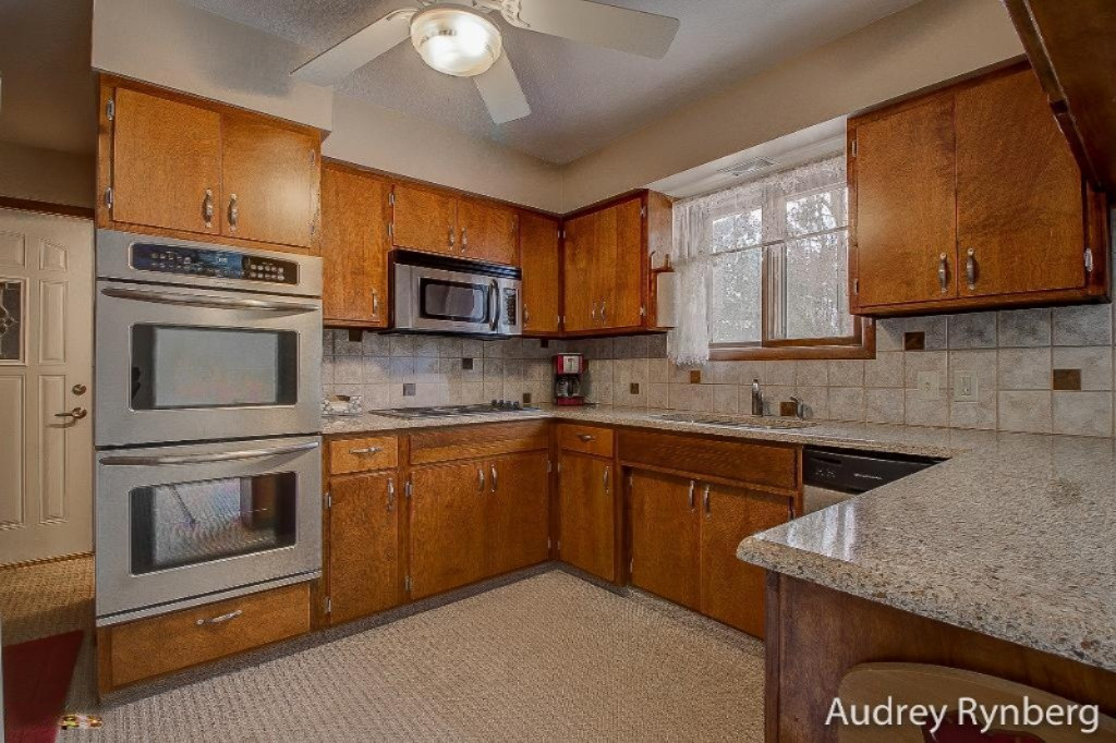 6425 Centerline Road Newaygo, MI 49337 - Photo 9 of 23 Photo-21 (1024x682)