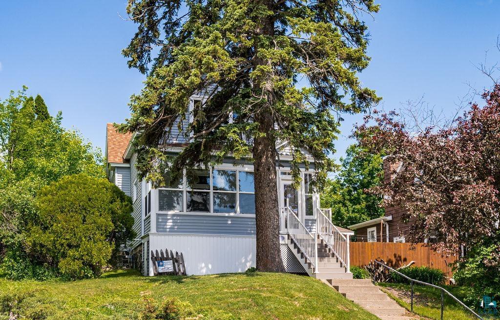 815 East 7th Street Duluth, MN 55805 - Photo 3 of 39