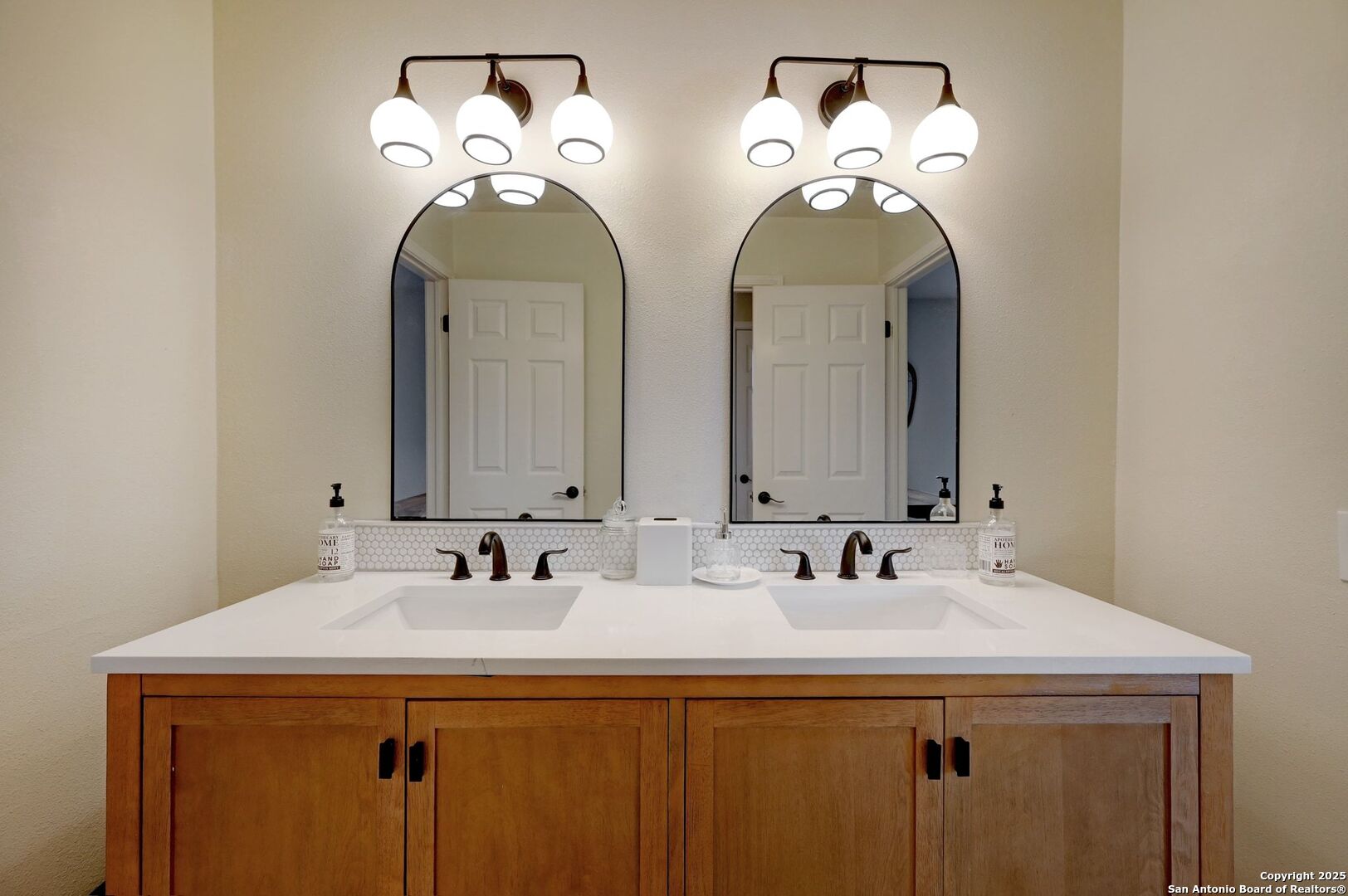 26011 Apache Creek Road San Antonio, TX 78260 - Photo 15 of 29