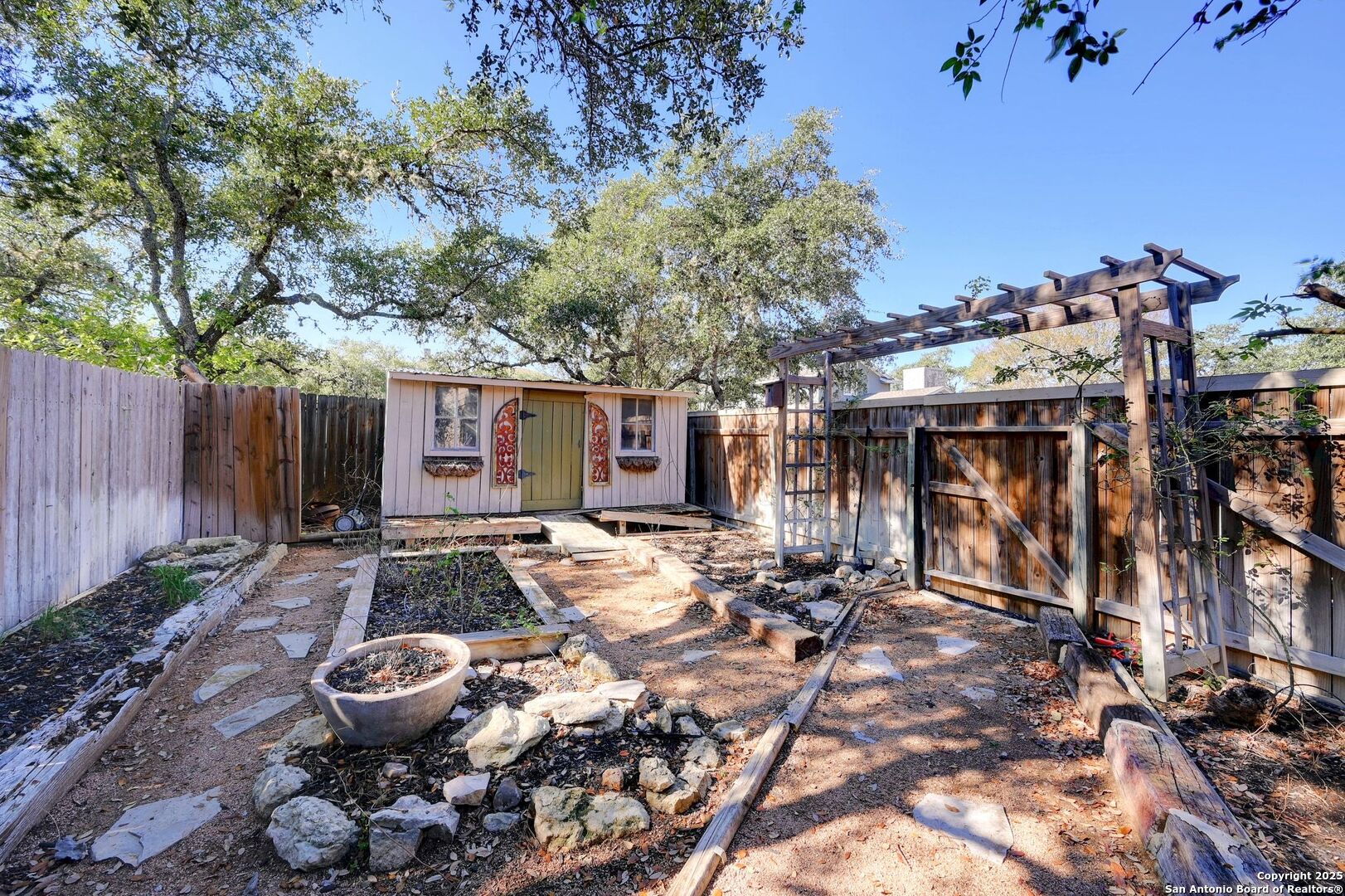 26011 Apache Creek Road San Antonio, TX 78260 - Photo 23 of 29