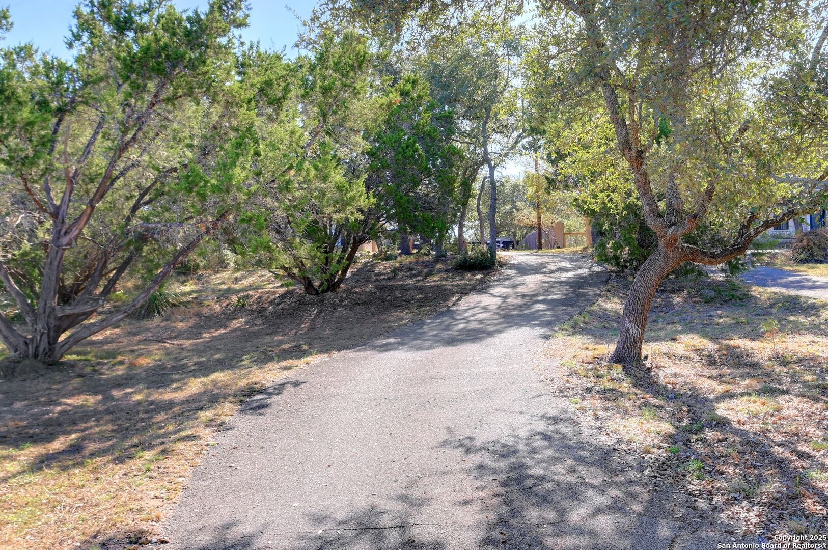 26011 Apache Creek Road San Antonio, TX 78260 - Photo 4 of 29