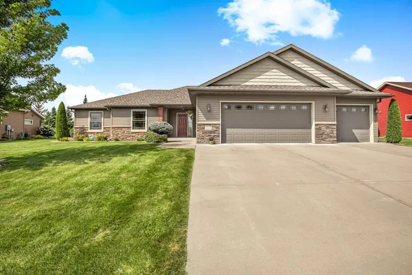 $500,000 | 6625 Westwood Parkway, St. Cloud, MN 56303