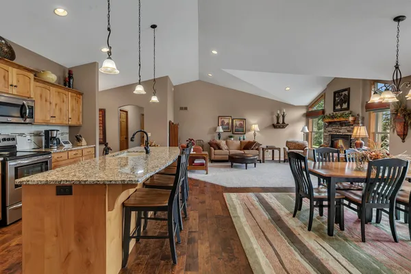 $500,000 | 6625 Westwood Parkway, St. Cloud, MN 56303