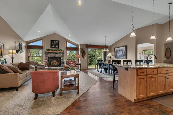 $500,000 | 6625 Westwood Parkway, St. Cloud, MN 56303