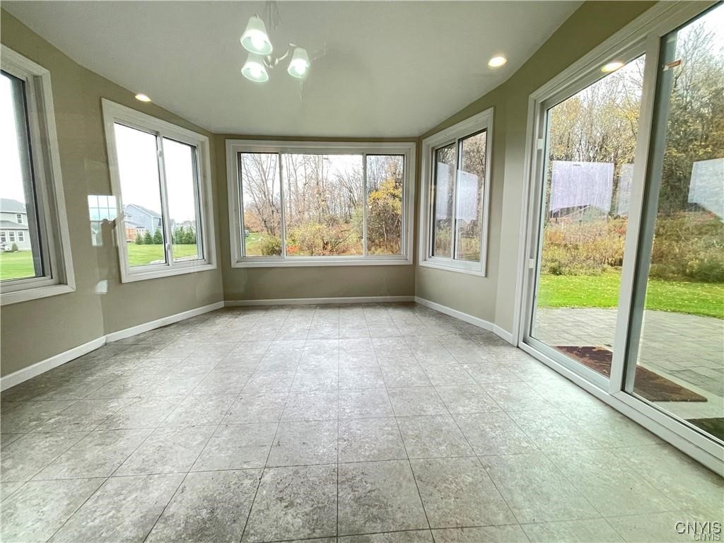 141 Brinan Fields Run Manlius, NY 13104 - Photo 11 of 30