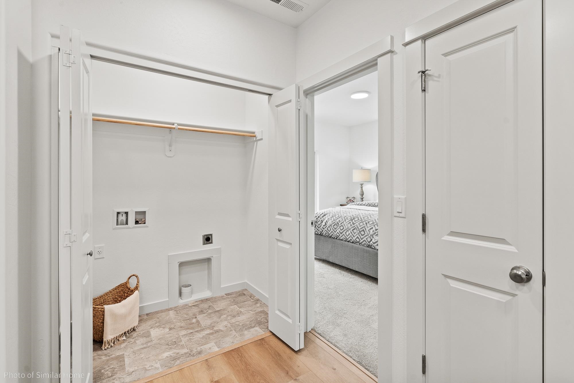 415 North Viewmont Road Greenacres, WA 99016 - Photo 10 of 18