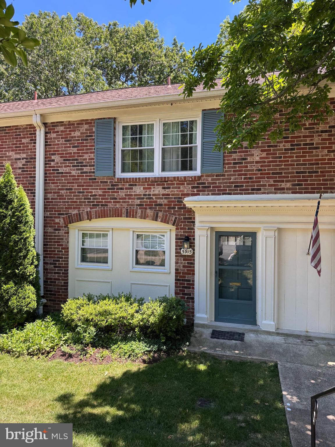 5915 Prince George Drive, Unit 323 Springfield, VA 22152 - Photo 2 of 24 Welcome Home to 5915 Prince George