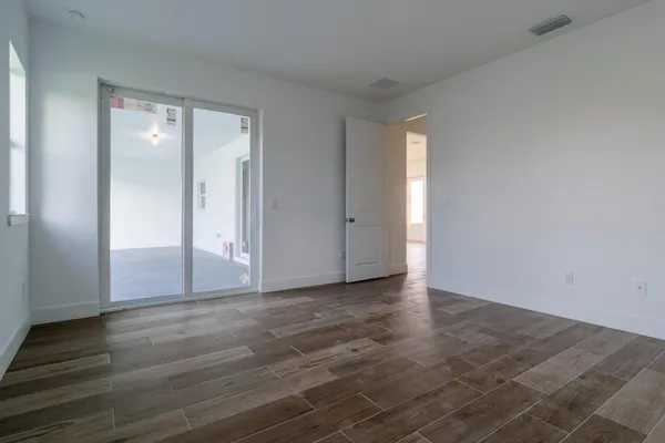 $2,700 | 10625 Ayear Road, Port Charlotte, FL 33981