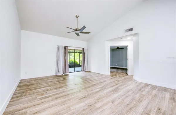 $2,350 | 2617 Bentley Drive, Palm Harbor, FL 34684